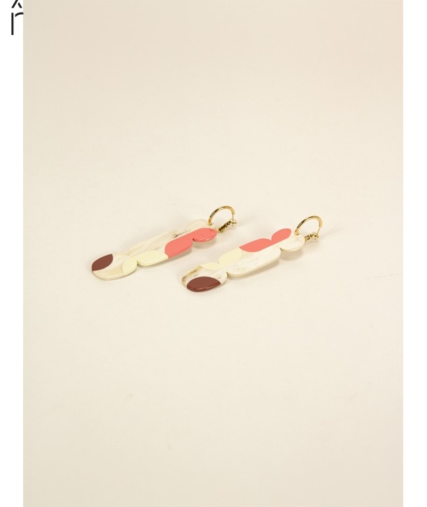 Blond horn and burgundy lacquer 85 Nymphe hoop earrings.