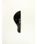 Couteau en corne noire avec manches en corne brute