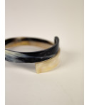 Bracelet ouvert Ruban en corne noire marbrée