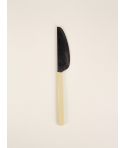 Couteau à beurre en corne noire avec manche laqué sable